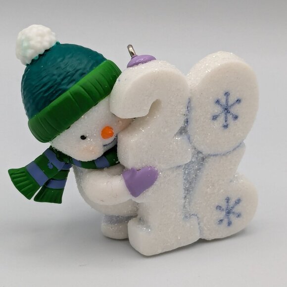 Hallmark Keepsake Frosty Fun Decade 2016, 7th in Frosty Fun Decade Series - Picture 1 of 11